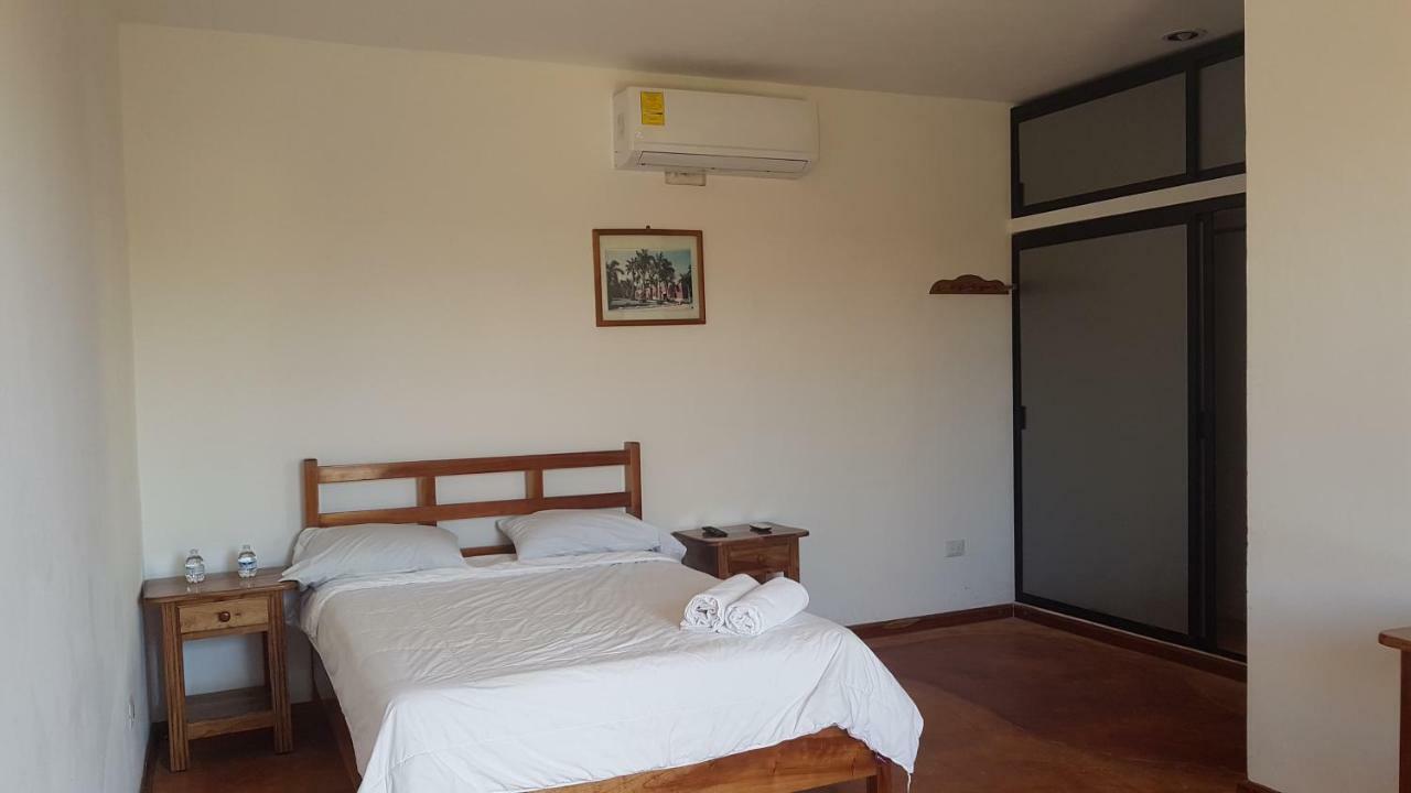 טולום Hotel Iker מראה חיצוני תמונה